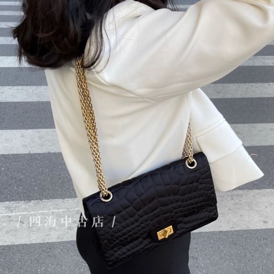 莉亞精品♡Chanel 2.55 A36414 緞面鱷魚紋 二手美包-2