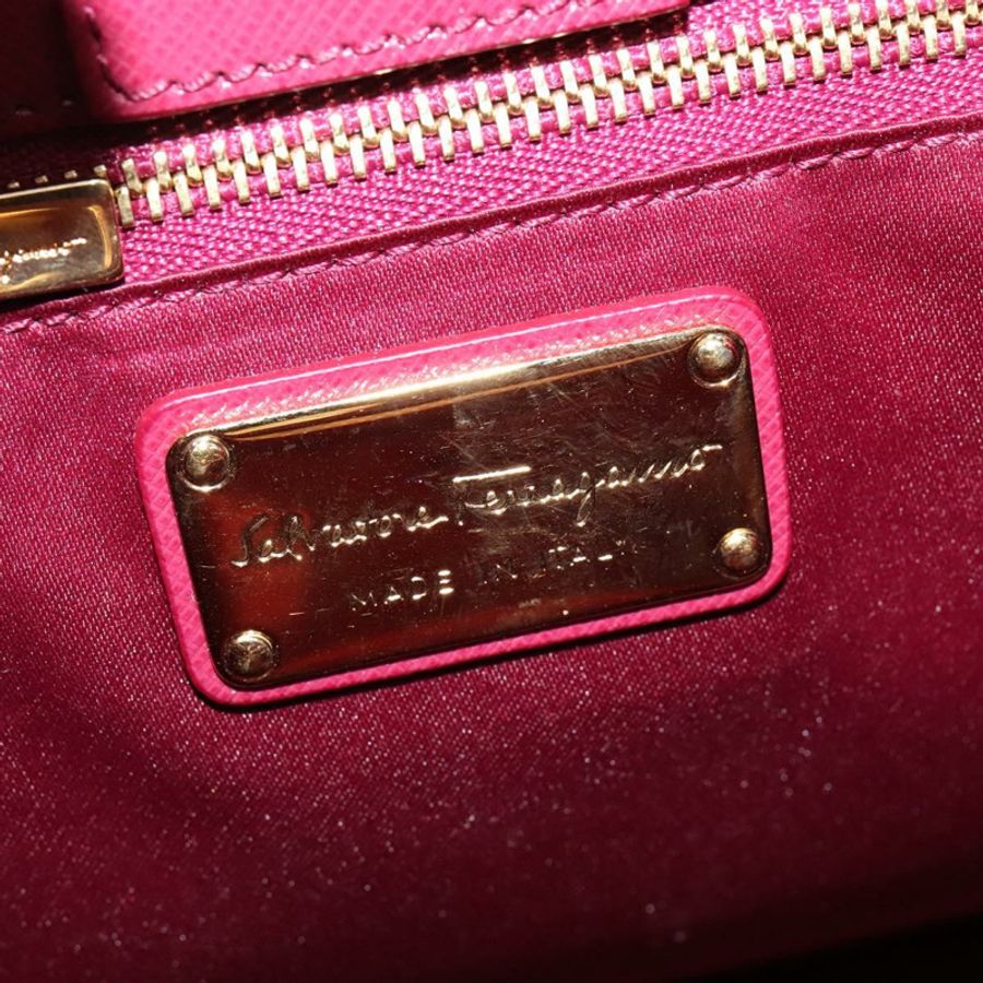 【日本直送】Salvatore Ferragamo 鏈條 Vala 手提包 皮革 粉紅色 金飾 正品 BA4315-18