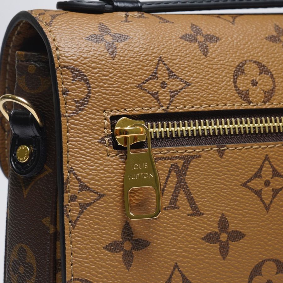 Louis Vuitton 經典Pochette M tis Monogram帆布手提斜背郵差包-8
