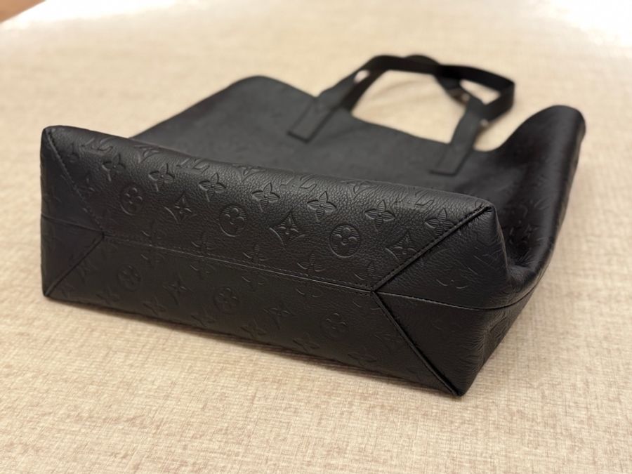 LV Excursion Tote 黑色皮革經典花紋托特包-7