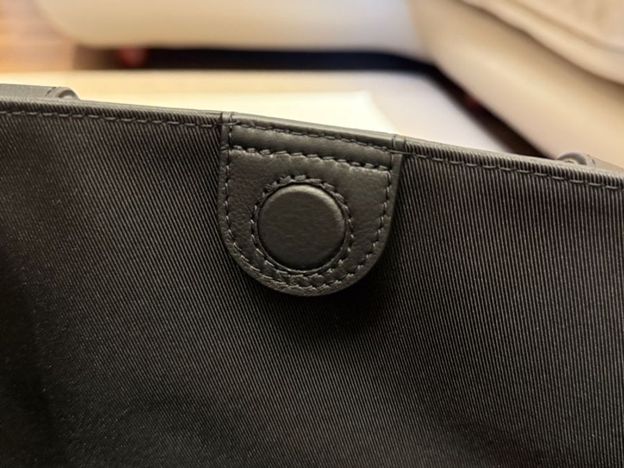 LV Excursion Tote 黑色皮革經典花紋托特包-10