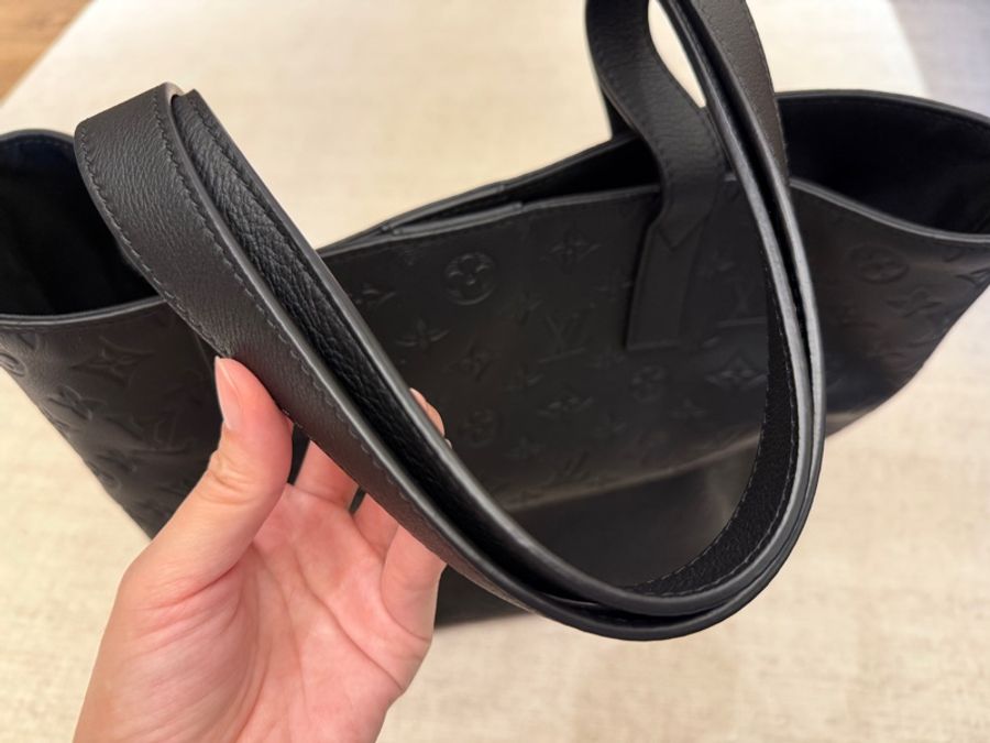 LV Excursion Tote 黑色皮革經典花紋托特包-16