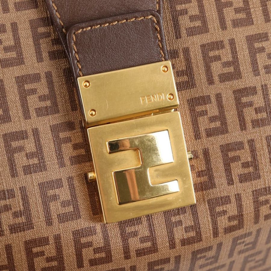 【日本直送】FENDI Zucchino帆布Mamma Baguette單肩包 PVC米色金色 正品 135115A-17