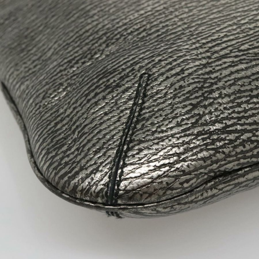 【日本直送】SAINT LAURENT Metropolis 銀色皮革單肩包 正品 am8965-13