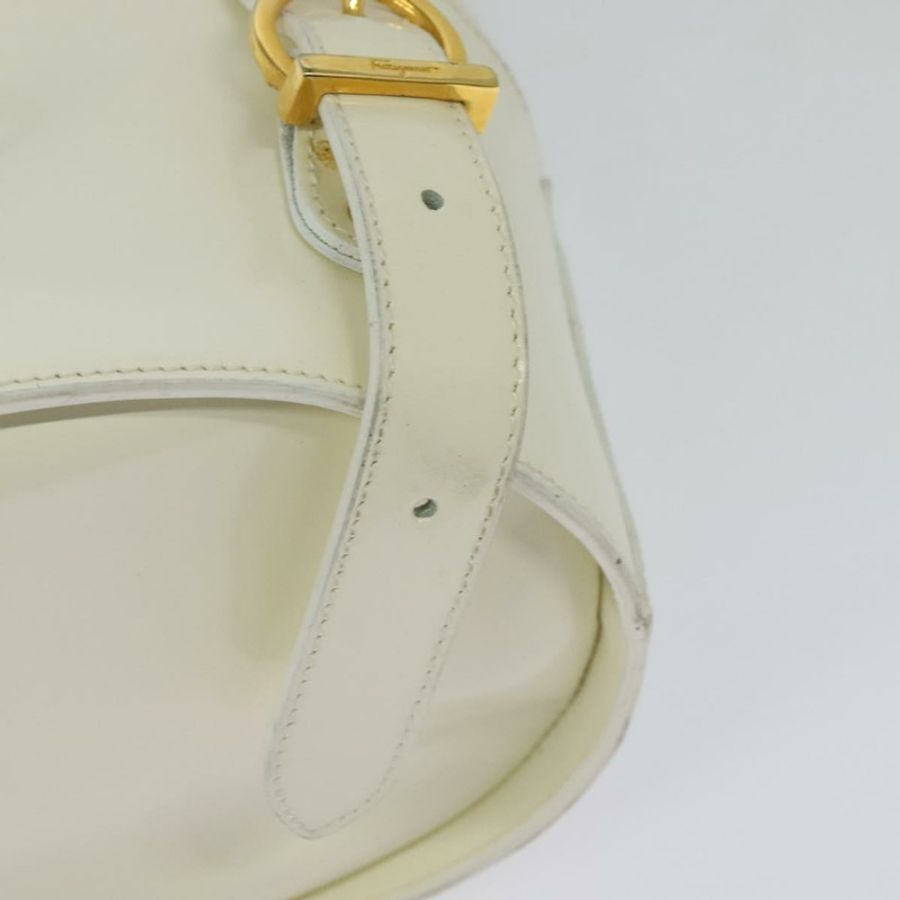【日本直送】Salvatore Ferragamo Gancini 雙肩包 漆皮 白色 正品 BA5435-16