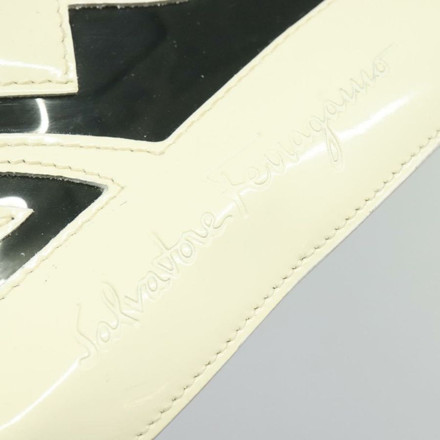 【日本直送】Salvatore Ferragamo Gancini 雙肩包 漆皮 白色 正品 BA5435-17