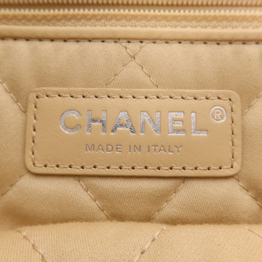 CHANEL 羊皮皮革Chanel 22 Small銀扣鏈帶肩背袋-5