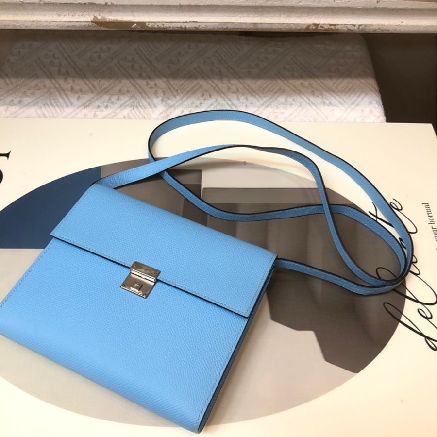 Hermes 糖果蓝7N色Clic16 斜挎包D刻-0