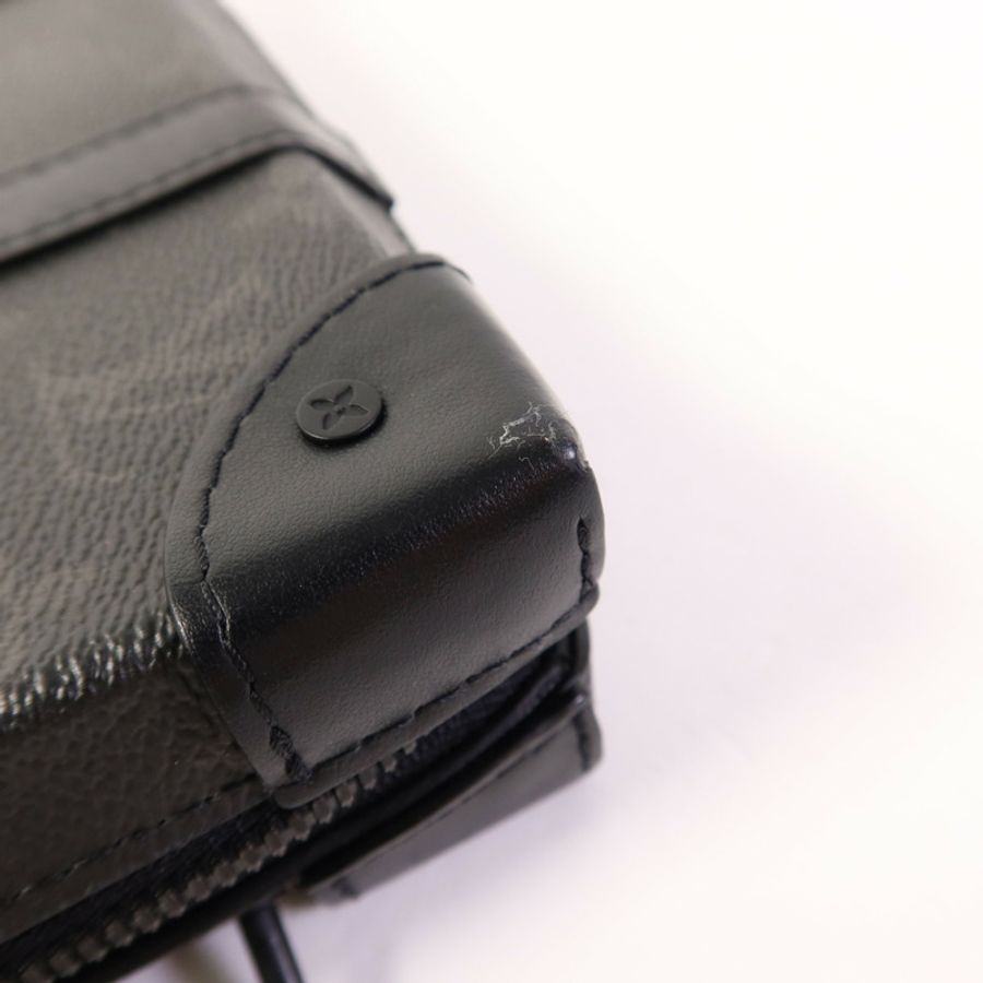 LOUIS VUITTON 【激減優惠】Monogram Eclipse Soft Trunk Wallet肩背袋-13