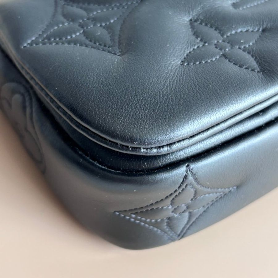 ::Louis Vuitton:: LV M81398- Bubblegram 縫線牛皮肩背/斜背兩用包-10