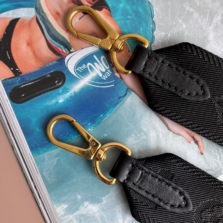 ::Louis Vuitton:: LV M81398- Bubblegram 縫線牛皮肩背/斜背兩用包-23