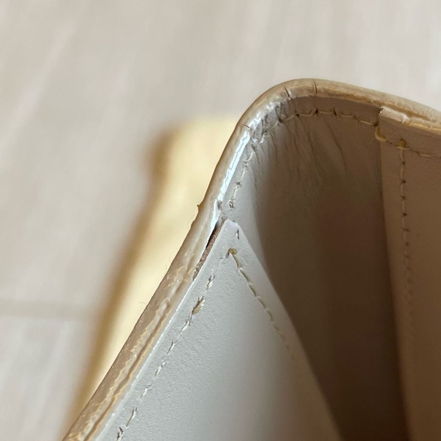 LV Louis Vuitton 黃綠漆皮 可穿戴錢包 小包-30