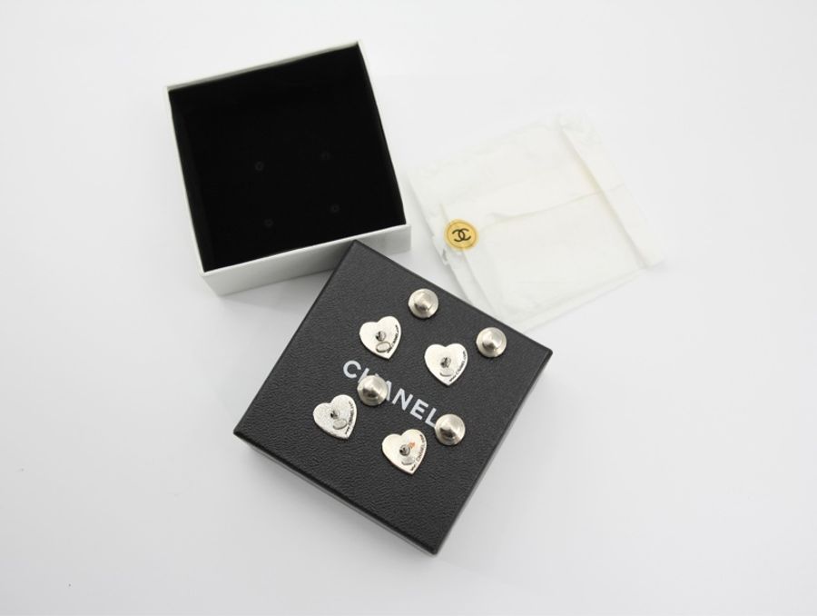 Chanel Vintage 03A 金屬美式風格心形胸針-1