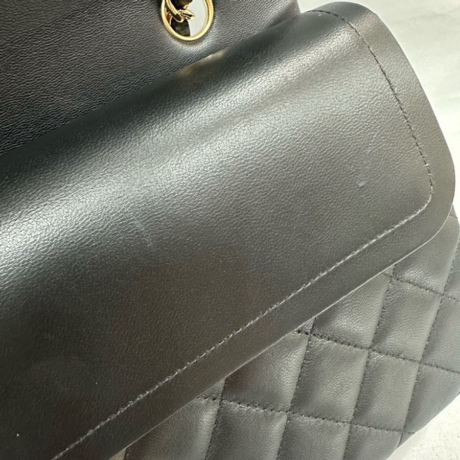 Chanel A01112 黑羊皮金釦 Coco CF 25-43