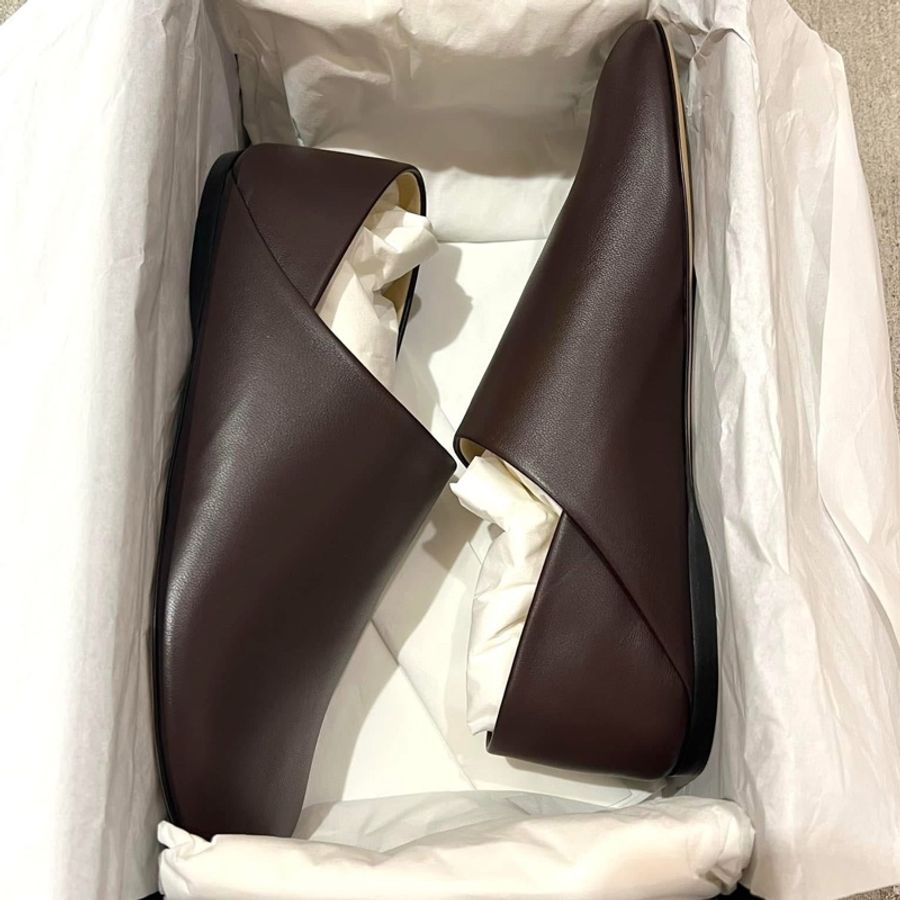 Loewe Toy Leather Slippers 專櫃全新品-2