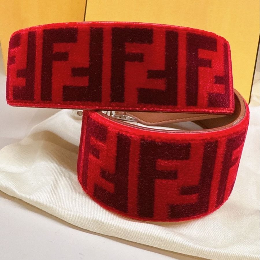 Fendi 紅色Logo揹帶-3