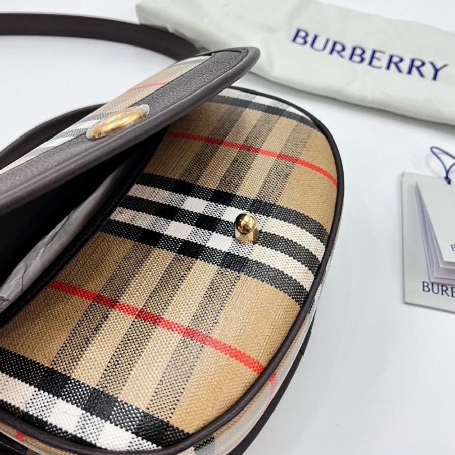 Burberry highland ( 8112160 )-1