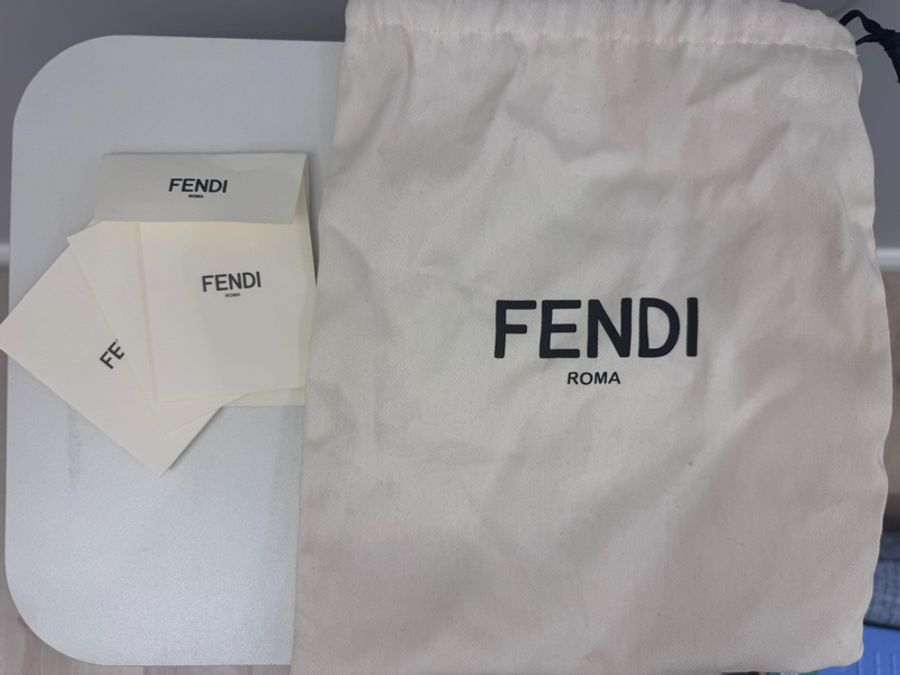 Fendi 尖頭穆勒鞋｜裸色 35號 經典 FF Logo-4