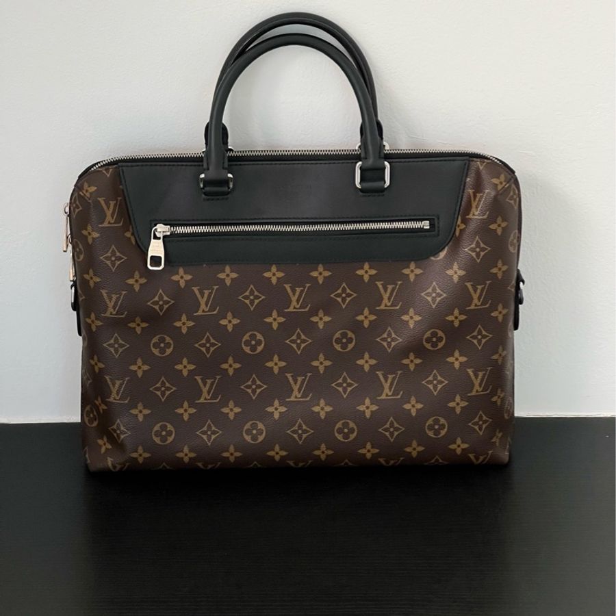 LV 棕色老花男士公文包 斜挎包 尺寸約37*28*6cm 可容納約15英吋筆記本電腦-1