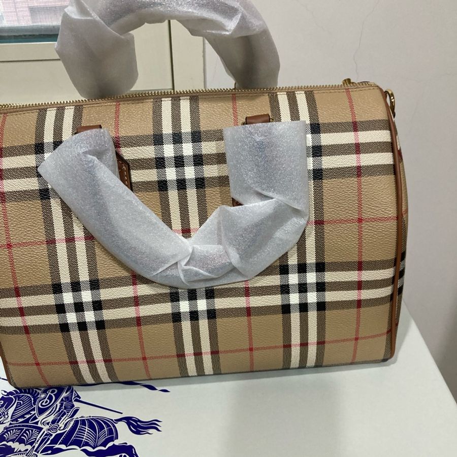 Burberry-4