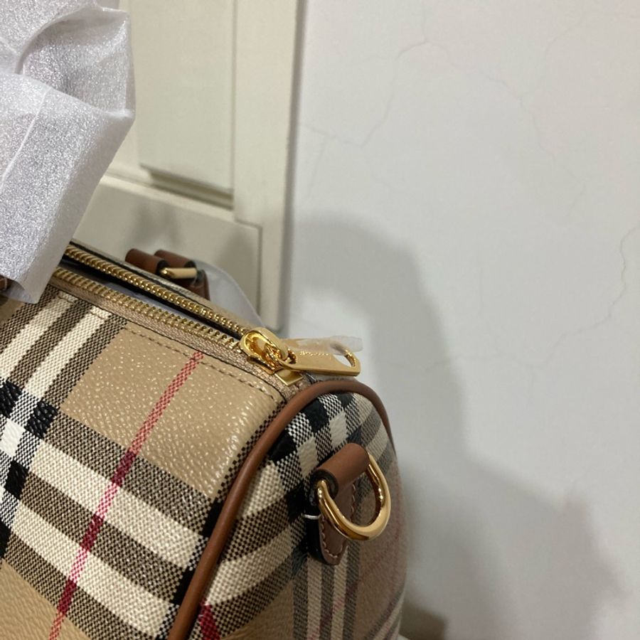 Burberry-11