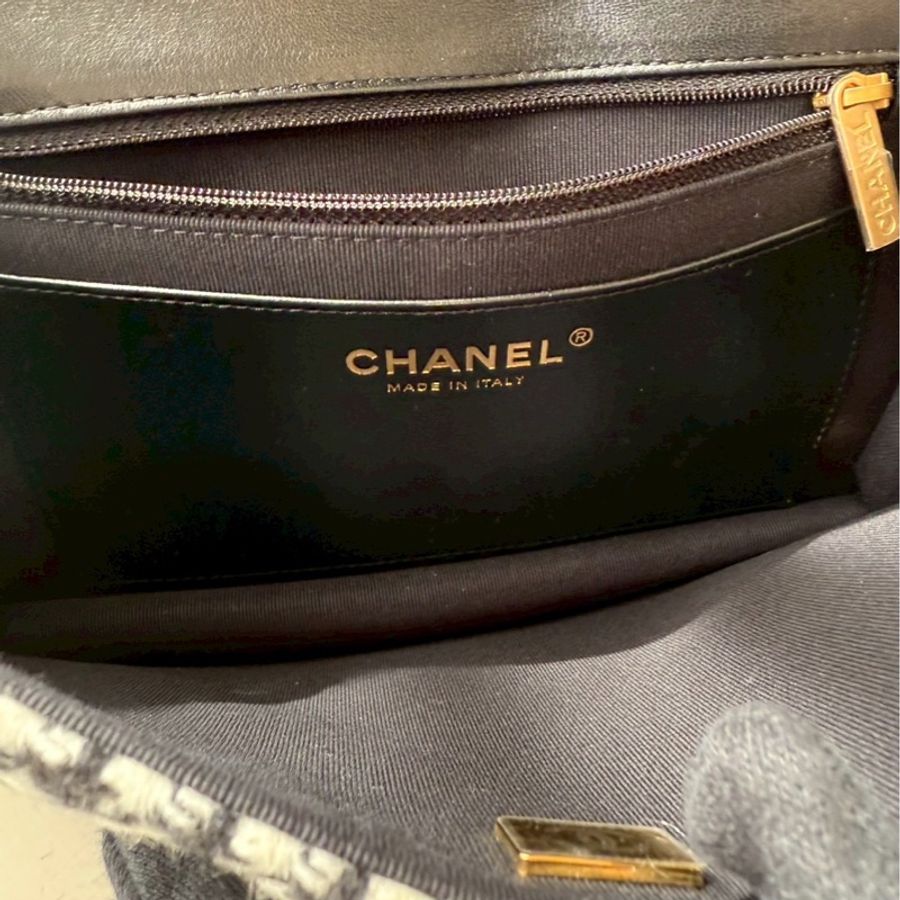 CHANEL 愛心釦千鳥格紋信封腋下包 芯片款-8