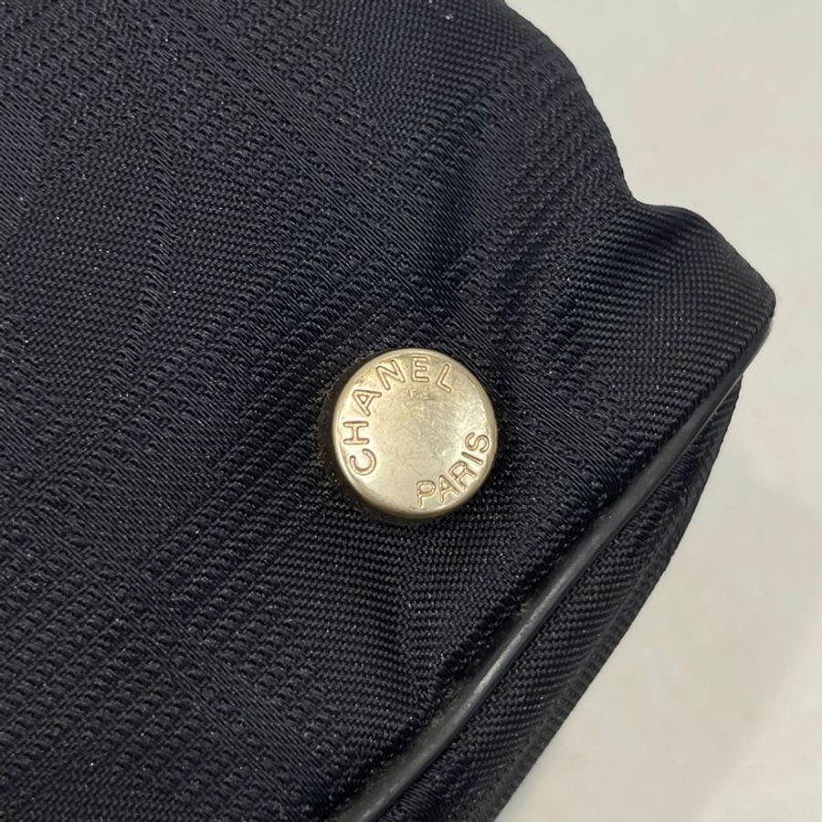 Chanel 黑色冰格 手拎袋 XB229-56
