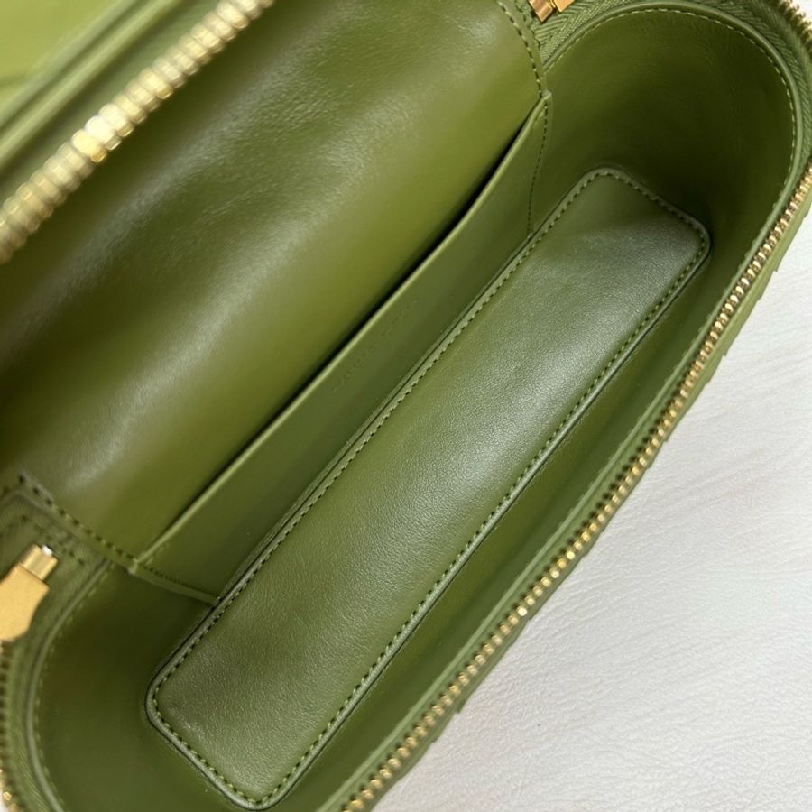 BV 抹茶色bangbang化妝包 可手提斜挎 附件塵袋、盒-7