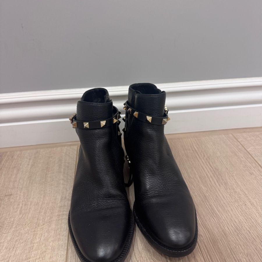Valentino 經典黑色短靴 35.5號-5