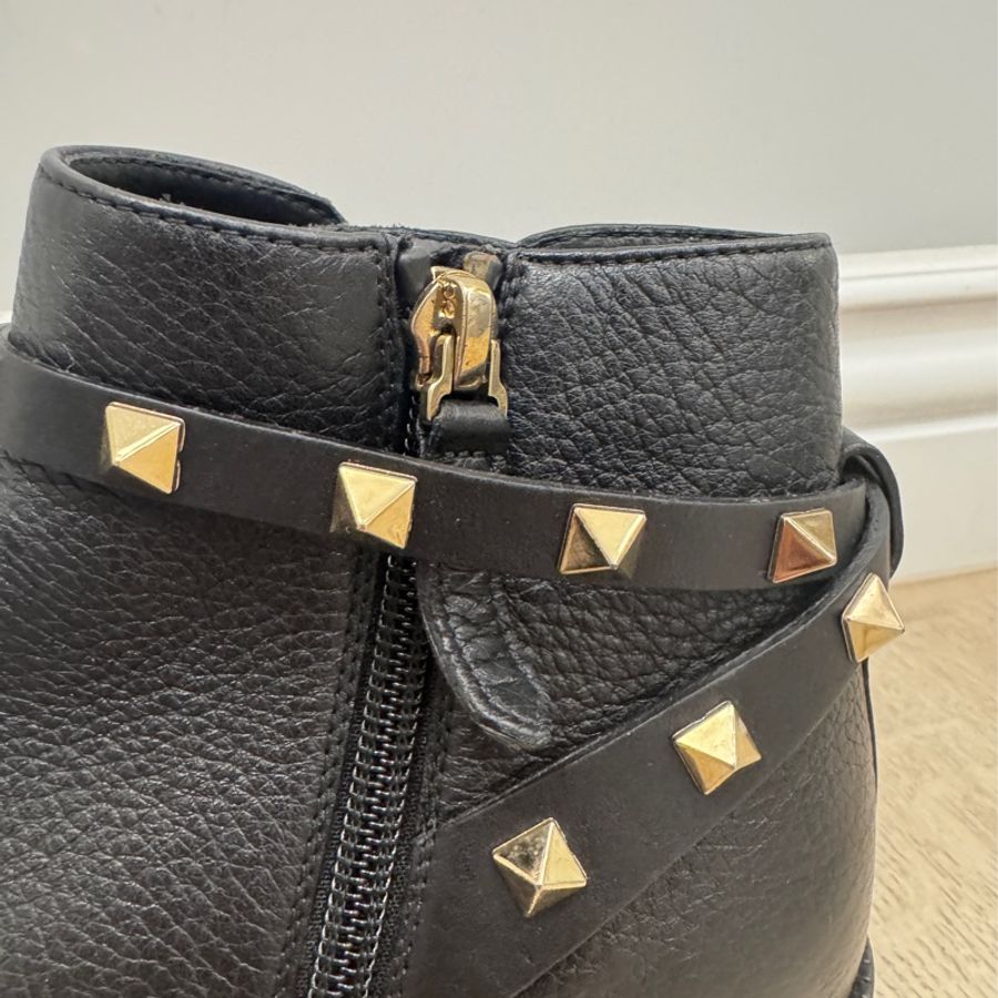 Valentino 經典黑色短靴 35.5號-12