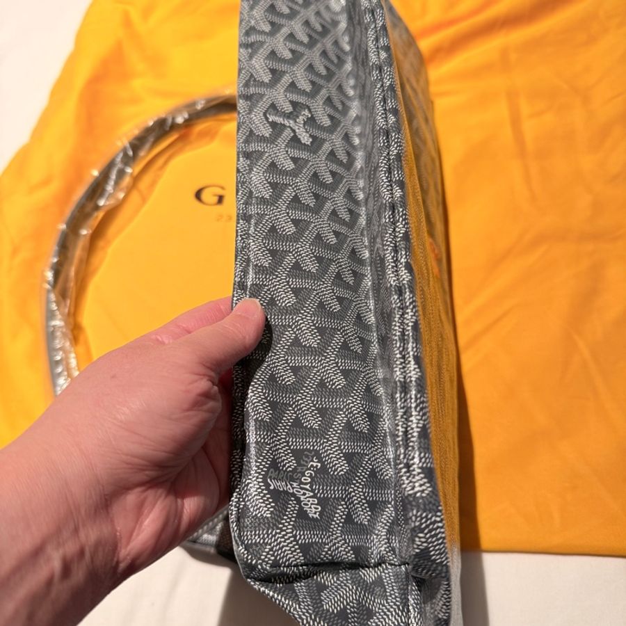 Goyard Hobo bag -紅蝴蝶2025 Sep-2