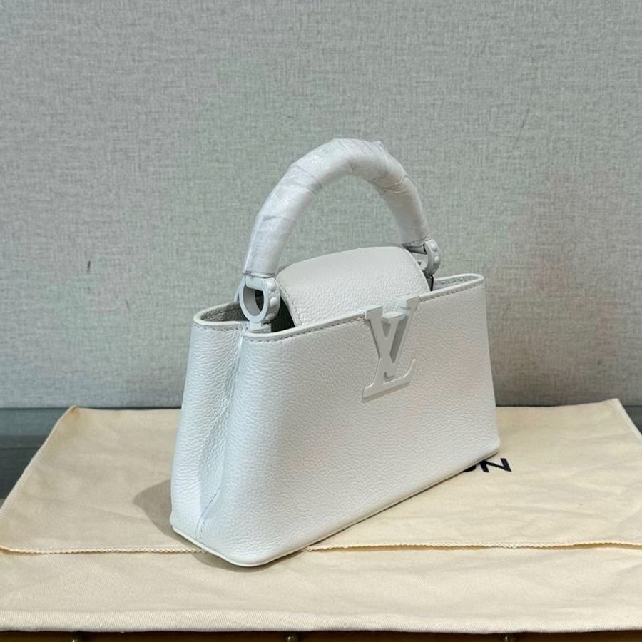 LV Capucines mini橫版磨砂白手提斜背包芯片款 21.5*12*7 全新閒置配件盒子塵袋-1