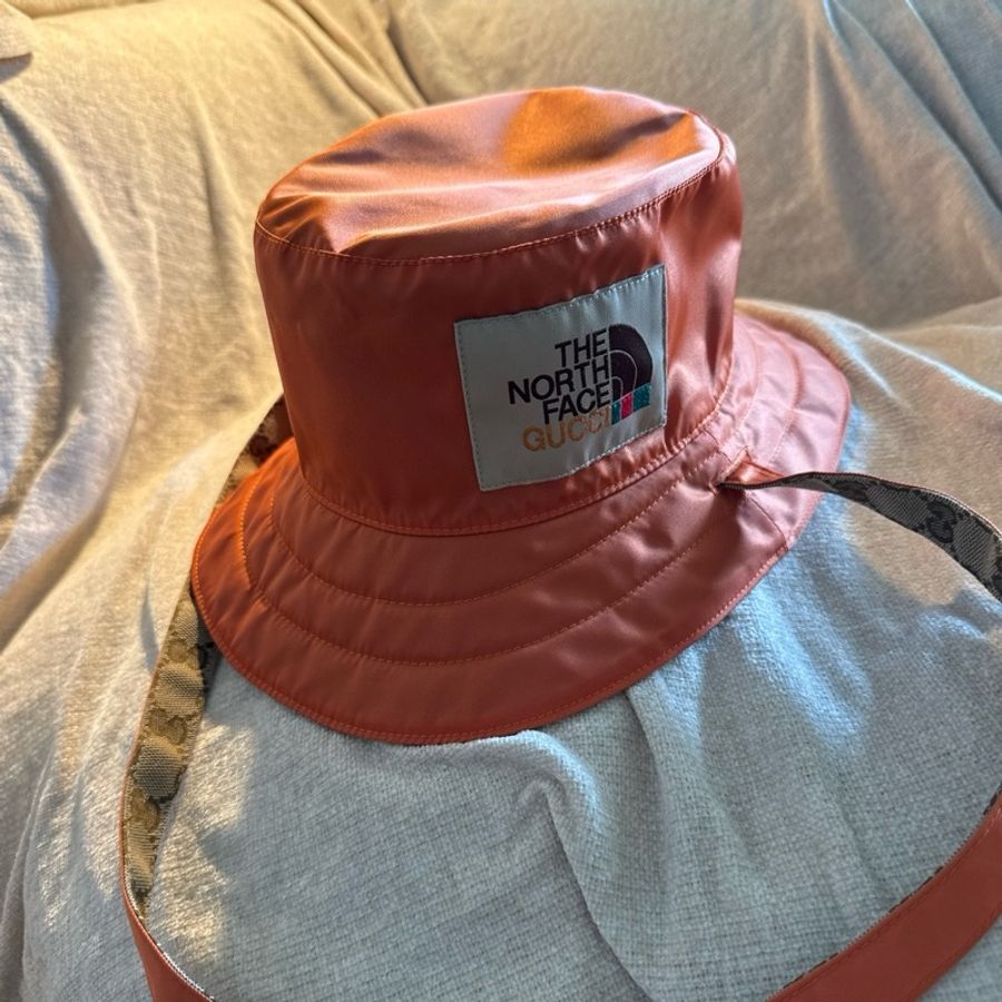 Gucci x The North Face 雙面漁夫帽S-1