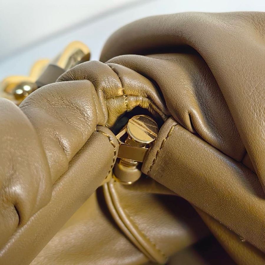 Bottega Veneta 鏈條雲朵包系列-7