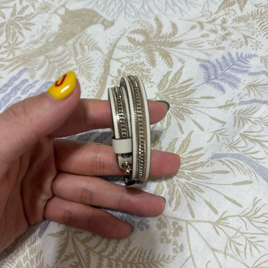 BVLGARI 米白色皮革蛇頭手環-4