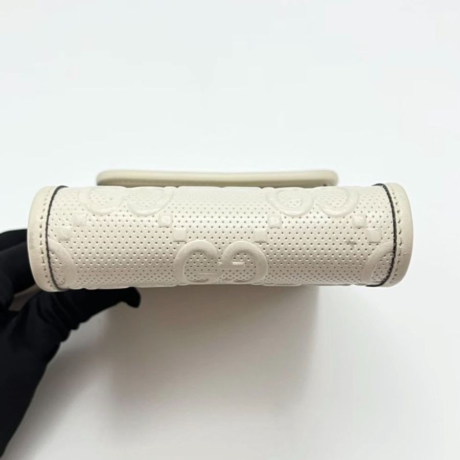 GUCCI 白色雙G logo斜背手機包 12*15*3.5 99新配件盒子塵袋-3
