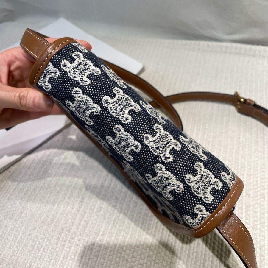 Celine mini海軍藍刺繡馬鞍斜挎包 約底長14*高12-20