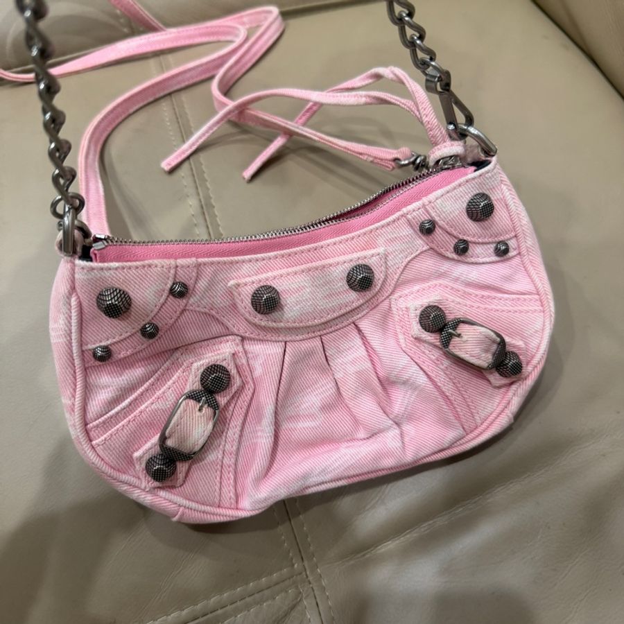 🈶️購證❤️ #balenciaga #巴黎世家 粉色 #牛仔 #機車包 #月亮包-15