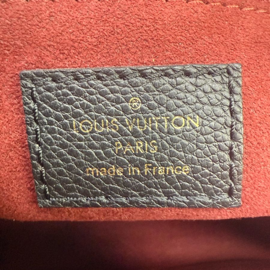 Louis Vuitton Onthego Handbag-14