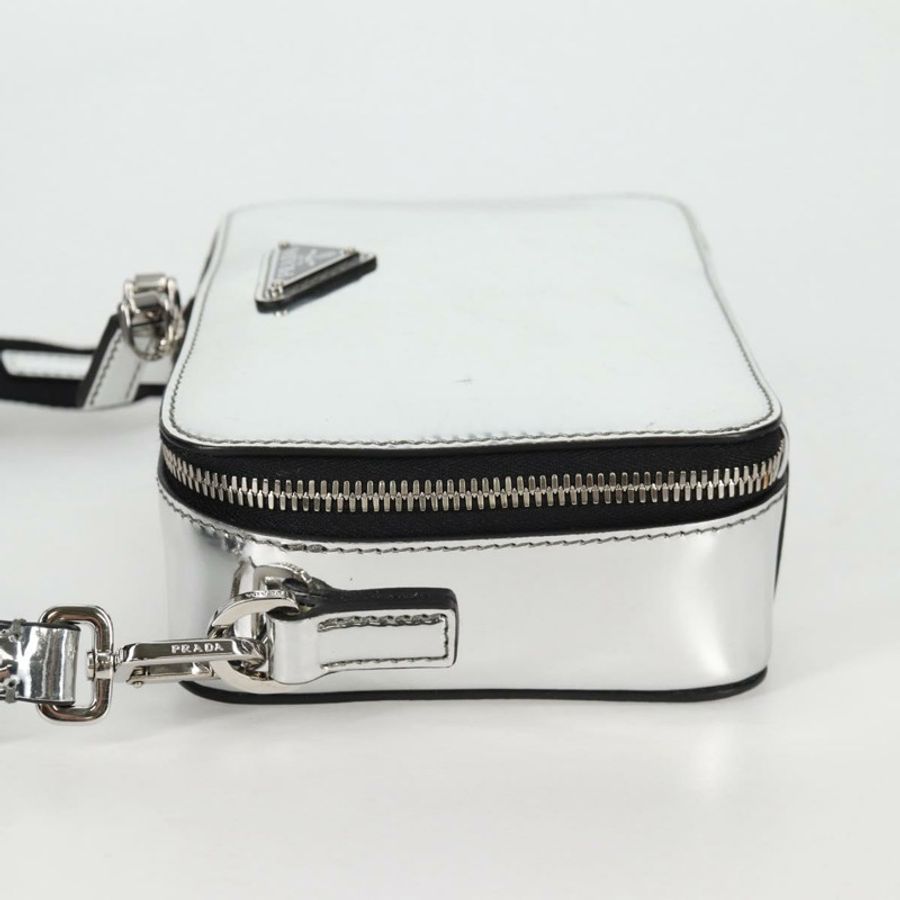 【日本直送】PRADA 銀色皮革肩背包 2VH070 正品 142285M-2