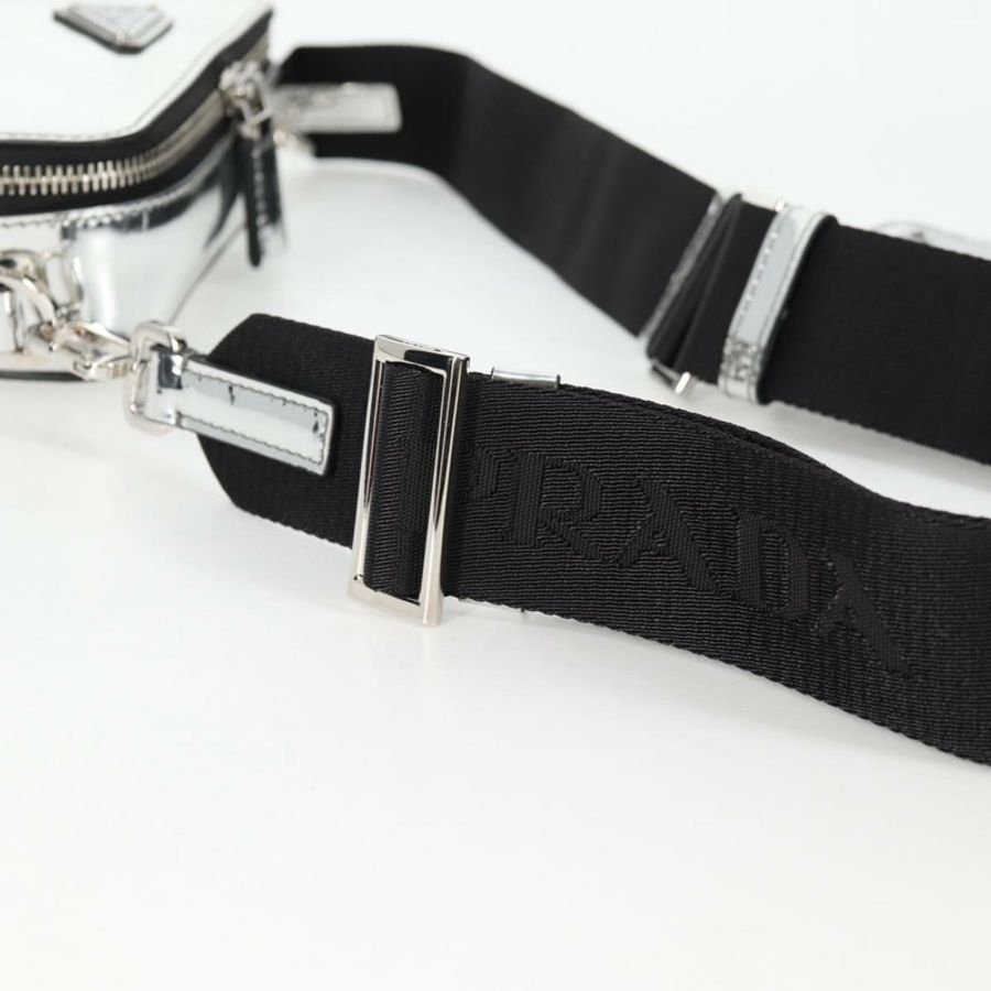 【日本直送】PRADA 銀色皮革肩背包 2VH070 正品 142285M-13