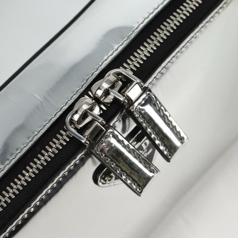 【日本直送】PRADA 銀色皮革肩背包 2VH070 正品 142285M-25