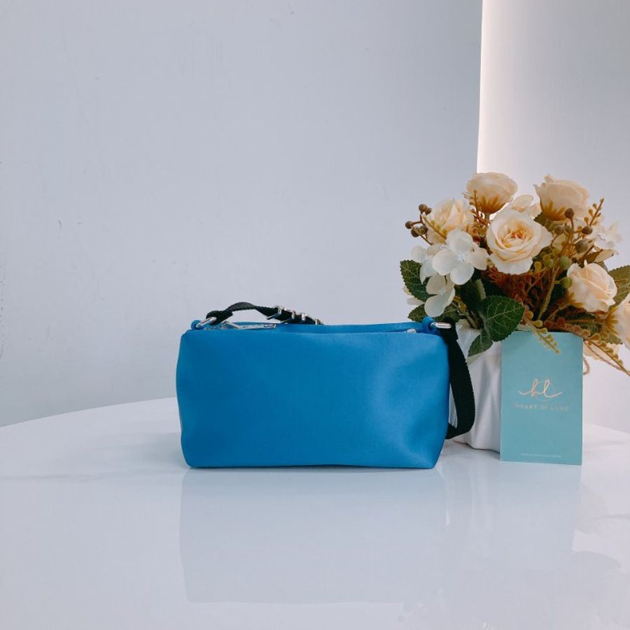 MS0337 亞歷山大王 中號 晚宴包/手拿包 絲綢 Alexander Wang 16cm Heiress Medium Pouch Silk Blue x PHW (98New)(Box) 600-1
