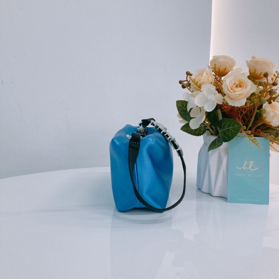 MS0337 亞歷山大王 中號 晚宴包/手拿包 絲綢 Alexander Wang 16cm Heiress Medium Pouch Silk Blue x PHW (98New)(Box) 600-2