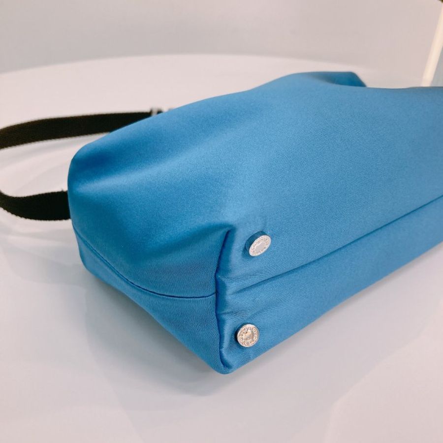 MS0337 亞歷山大王 中號 晚宴包/手拿包 絲綢 Alexander Wang 16cm Heiress Medium Pouch Silk Blue x PHW (98New)(Box) 600-5