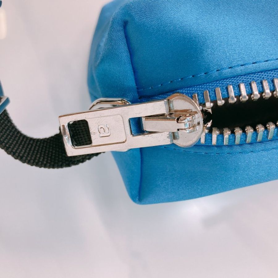 MS0337 亞歷山大王 中號 晚宴包/手拿包 絲綢 Alexander Wang 16cm Heiress Medium Pouch Silk Blue x PHW (98New)(Box) 600-11
