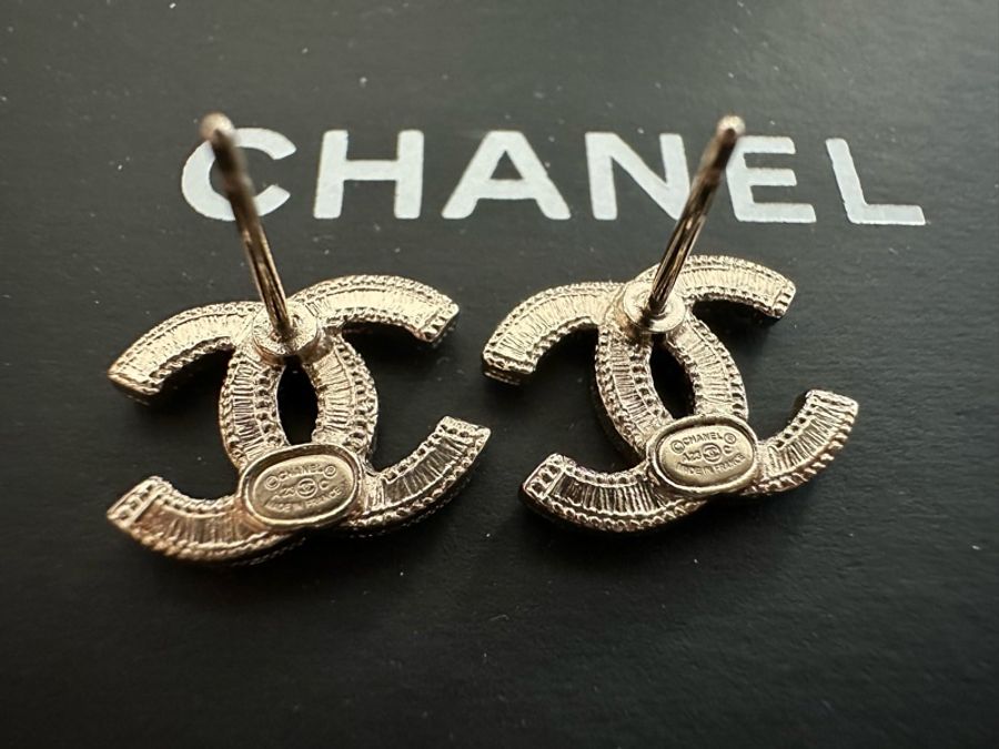全新 Chanel 雙C經典耳環 耳釘 彩鑽藍黃粉不對稱-6