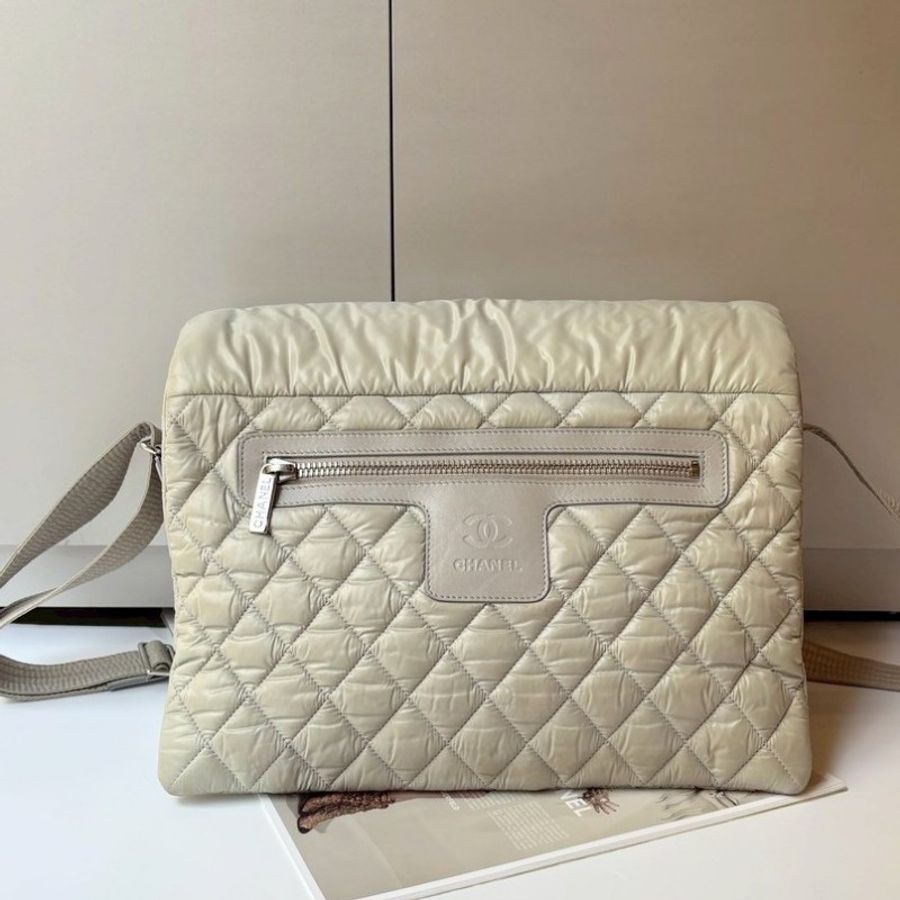 Chanel cocoon 淺灰尼龍菱格下蓋書包-0