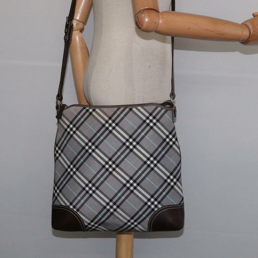 【日本直送】BURBERRY Nova 格紋藍標單肩包 尼龍 灰色 銀色 正品 142647-18