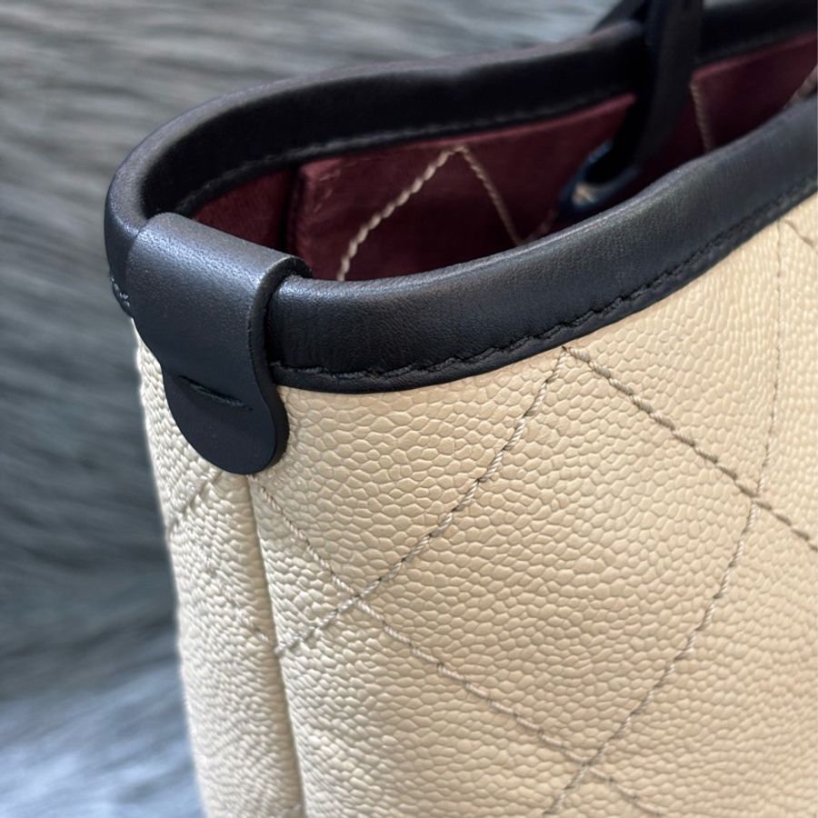 CHANEL TOTE 黑邊奶茶色荔枝皮 縫線菱格 購物包托特包子母包化妝包 BOOKTOTE-7